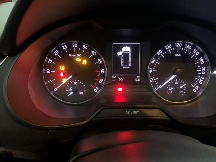 Skoda Octavia Combi 1.6 TDI Greenline 16V Sloopvoertuig (2014, Metallic, Blauw)