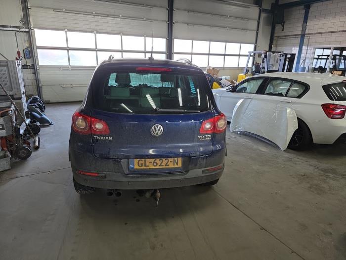 Volkswagen Tiguan 2.0 TDI 16V 4Motion Sloopvoertuig (2008, Metallic, Blauw)