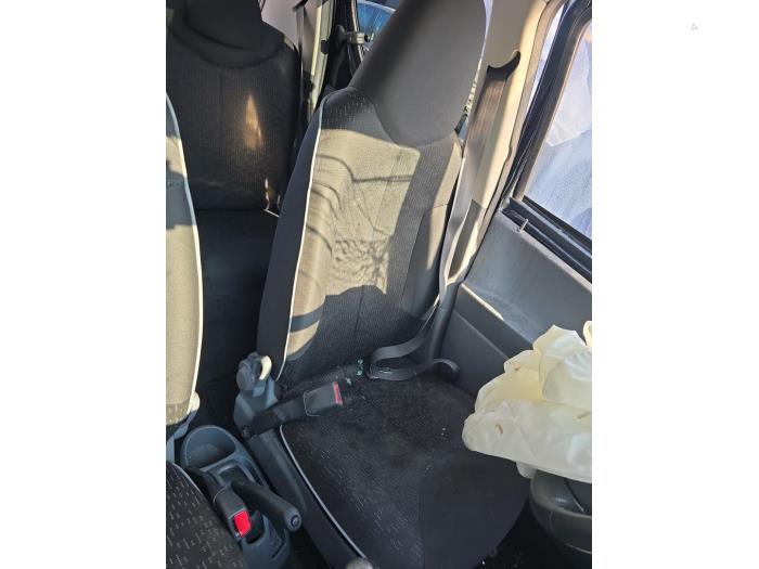 Peugeot 107 1.0 12V Sloopvoertuig (2011, Zwart)