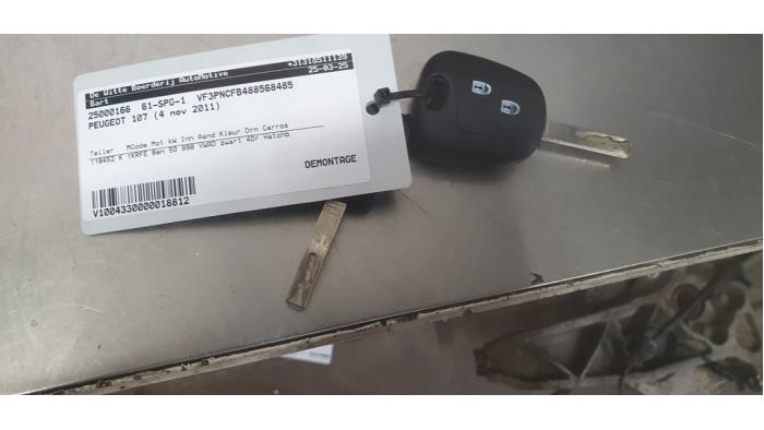 Peugeot 107 1.0 12V Sloopvoertuig (2011, Zwart)