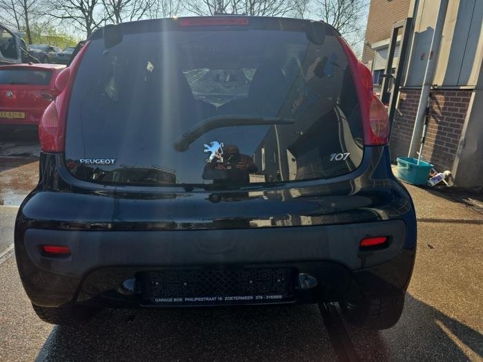 Peugeot 107 1.0 12V Sloopvoertuig (2011, Zwart)