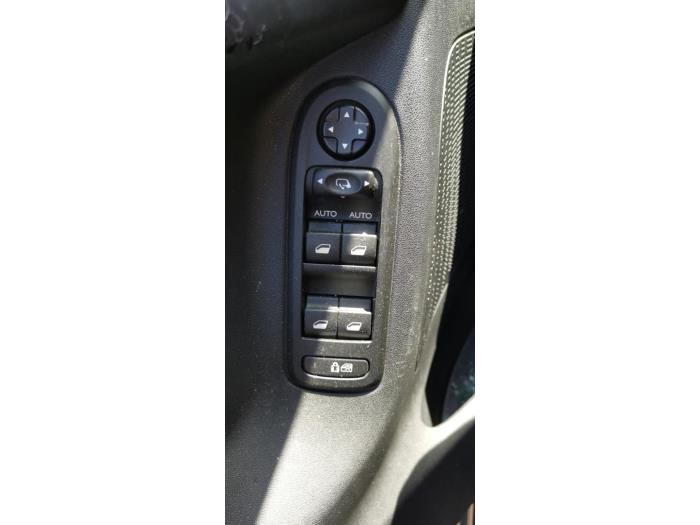 Citroen C3 1.6 HDi 92 Sloopvoertuig (2012, Metallic, Bruin)