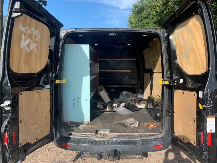 Ford Transit Custom 2.0 TDCi 16V Eco Blue 105 Sloopvoertuig (2017, Graniet)