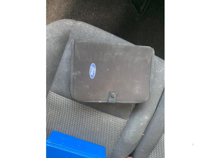 Ford Transit Custom 2.0 TDCi 16V Eco Blue 105 Sloopvoertuig (2017, Graniet)