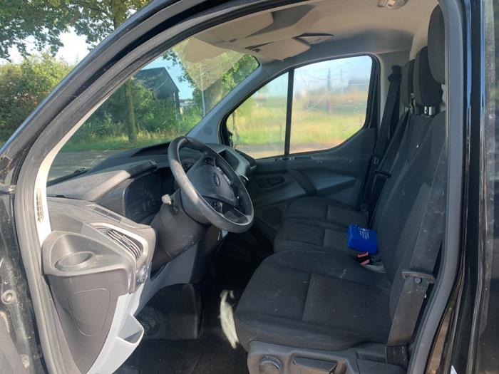 Ford Transit Custom 2.0 TDCi 16V Eco Blue 105 Sloopvoertuig (2017, Graniet)