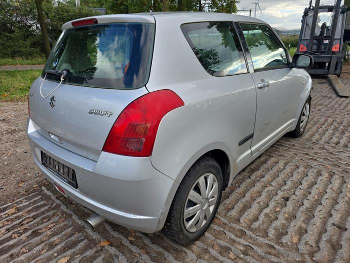 Suzuki Swift 1.3 VVT 16V Sloopvoertuig (2006, Grijs)