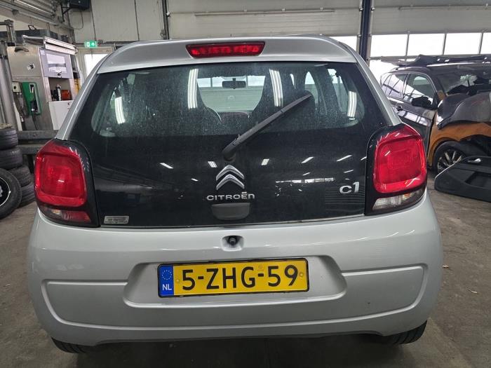 Citroen C1 1.2 PureTech 82 12V Sloopvoertuig (2015, Metallic, Zilvergrijs)