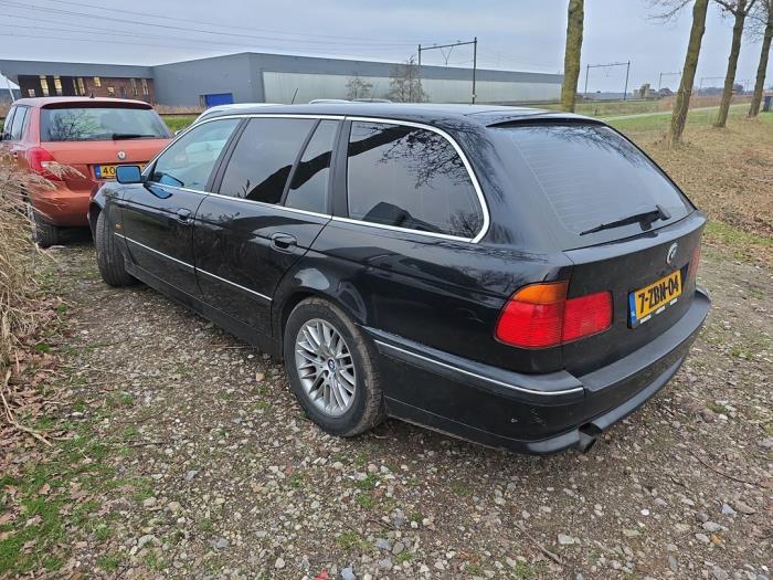 BMW 5 serie Touring 520i 24V Sloopvoertuig (1997, Metallic, Zwart)