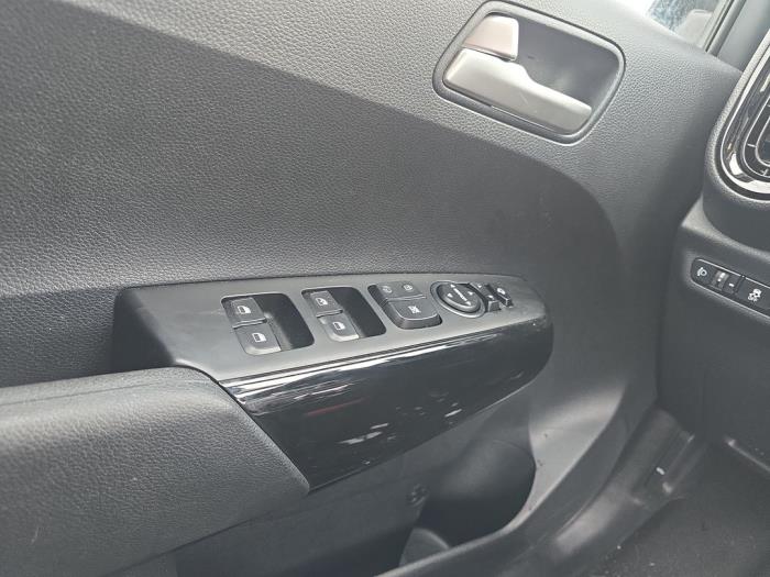 Kia Picanto 1.0 DPi 12V Schadevoertuig (2021, Zwart)