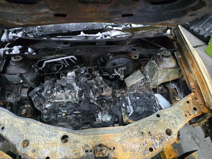 Dacia Duster 1.2 TCE 16V Sloopvoertuig (2015, Metallic, Zwart)