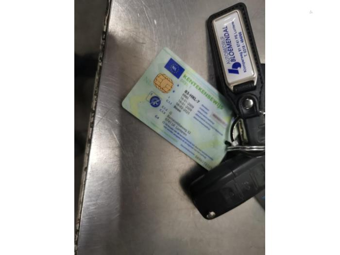 Volkswagen Golf VI 1.4 TSI 122 16V Schadevoertuig (2009, Zwart)