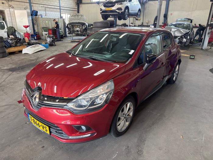 Renault Clio IV 0.9 Energy TCE 90 12V Sloopvoertuig (2017, Metallic, Rood)
