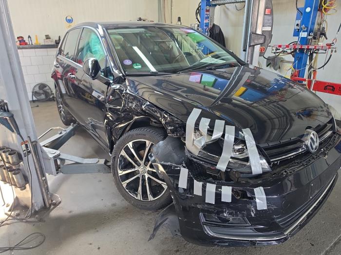 Volkswagen Golf VII Variant 1.4 TSI 16V Sloopvoertuig (2015, Metallic, Zwart)
