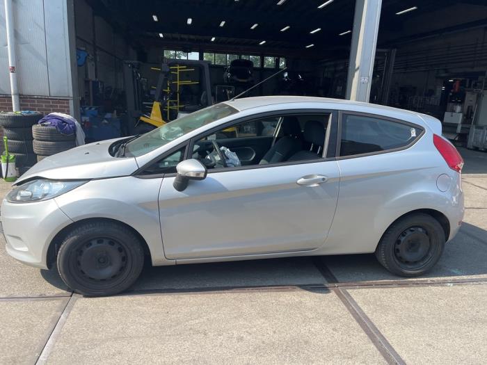 Ford Fiesta 6 1.25 16V Sloopvoertuig (2011, Wit)