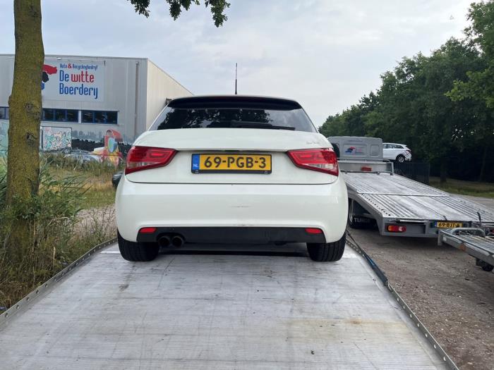 Audi A1 1.4 TFSI 16V 122 Sloopvoertuig (2011, Wit)