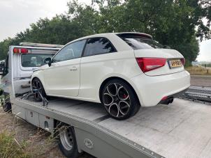 Audi A1 1.4 TFSI 16V 122 Sloopvoertuig (2011, Wit)