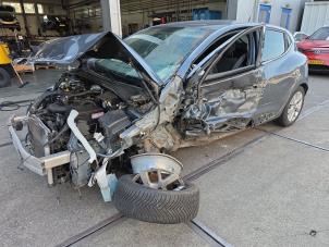 Renault Clio IV 0.9 Energy TCE 90 12V Sloopvoertuig (2018, Metallic, Muisgrijs)