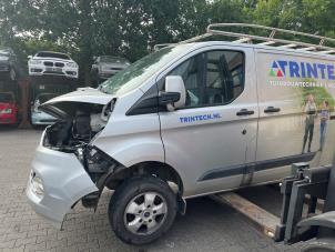 Ford Transit Custom 2.0 TDCi 16V Eco Blue 170 Sloopvoertuig (2021, Moondust, Zilver)