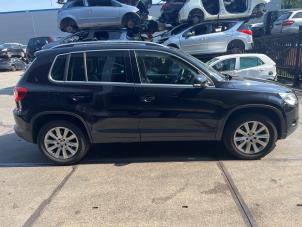 Volkswagen Tiguan 2.0 TSI 16V 4Motion Sloopvoertuig (2009, Zwart)