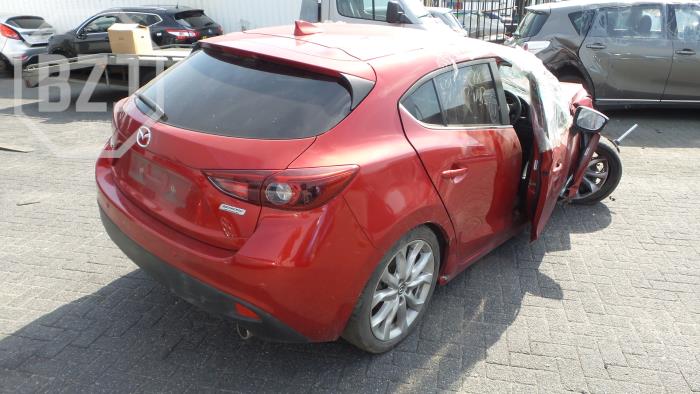 Mazda 3 2.2 SkyActiv-D 150 16V Sloopvoertuig (2015, Rood)
