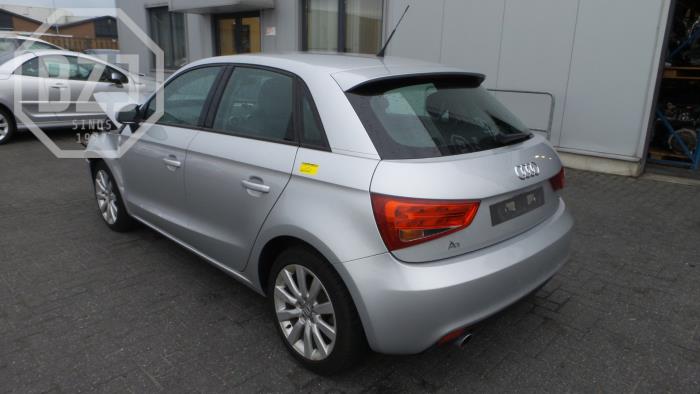 Audi A1 Sloopvoertuig (2013, Zilver)