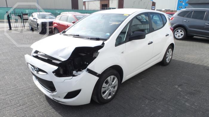 Hyundai IX20 Sloopvoertuig (2013, Wit)