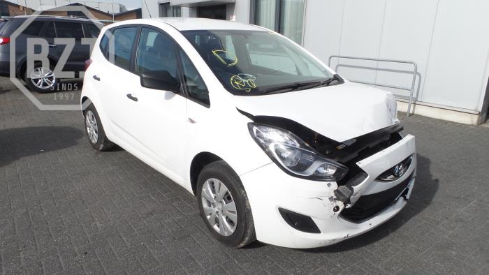 Hyundai IX20 Sloopvoertuig (2013, Wit)