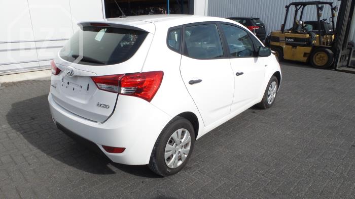 Hyundai IX20 Sloopvoertuig (2013, Wit)