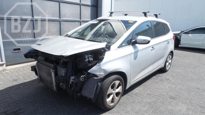 Kia<br/>Carens 1.7 CRDi 16V 2015-07 / 2016-08