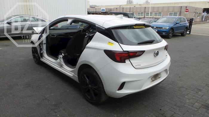 Opel Astra K 1.6 CDTI 110 16V Sloopvoertuig (2017, Wit)