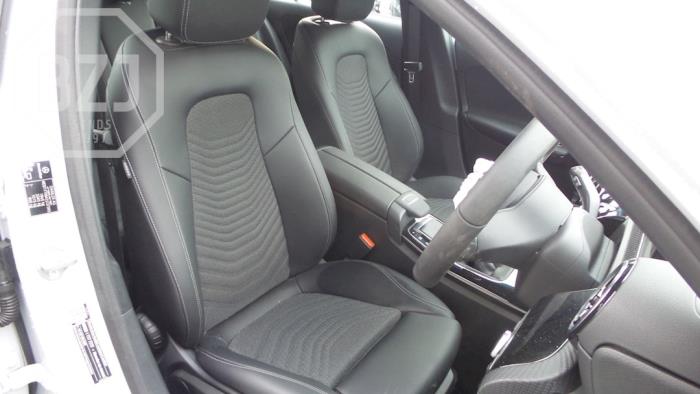 Mercedes A 1.3 A-180 Turbo 16V Sloopvoertuig (2019, Wit)