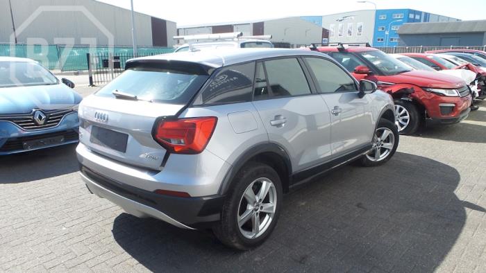 Audi Q2 1.4 TFSI 16V 150 Sloopvoertuig (2018, Zilver)