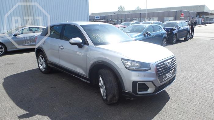 Audi Q2 1.4 TFSI 16V 150 Sloopvoertuig (2018, Zilver)