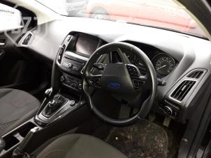 Ford Focus 3 1.0 Ti-VCT EcoBoost 12V 100 Sloopvoertuig (2016, Metallic, Zwart)