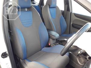 Ford Focus 2 2.5 20V ST Sloopvoertuig (2010, Wit)