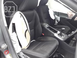 Volvo V60 I 2.0 D2 16V Sloopvoertuig (2017, Metallic, Grijs)