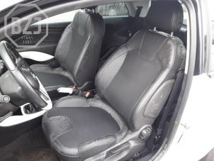 Opel Adam 1.2 16V Sloopvoertuig (2015, Wit)