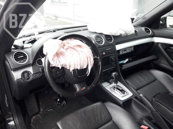 Audi A4 Sloopvoertuig (2008, Metallic, Zwart)