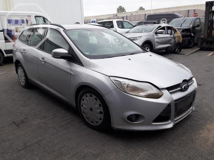 Ford Focus 3 Wagon 1.6 TDCi ECOnetic Sloopvoertuig (2015, Metallic, Zilver)