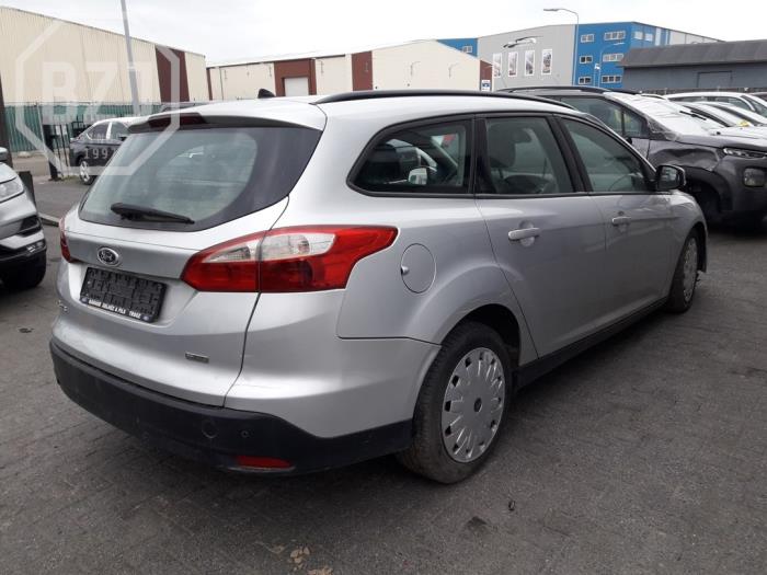 Ford Focus 3 Wagon 1.6 TDCi ECOnetic Sloopvoertuig (2015, Metallic, Zilver)