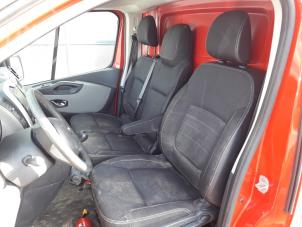 Renault Trafic 1.6 dCi 95 Sloopvoertuig (2019, Rood)