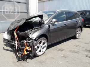 Ford Focus 3 Wagon 2.0 TDCi 16V 150 Sloopvoertuig (2016, Metallic, Grijs)