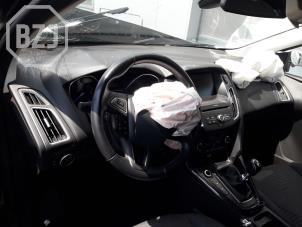 Ford Focus 3 Wagon 2.0 TDCi 16V 150 Sloopvoertuig (2016, Metallic, Grijs)