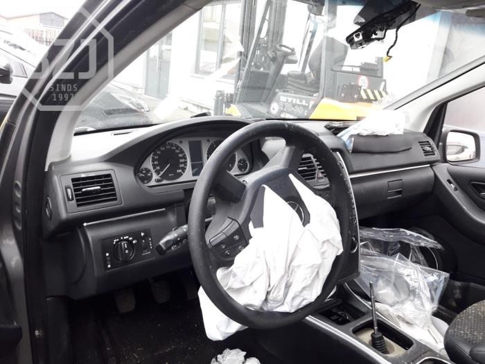 Mercedes B 2.0 B-180 CDI 16V Sloopvoertuig (2010, Metallic, Grijs)