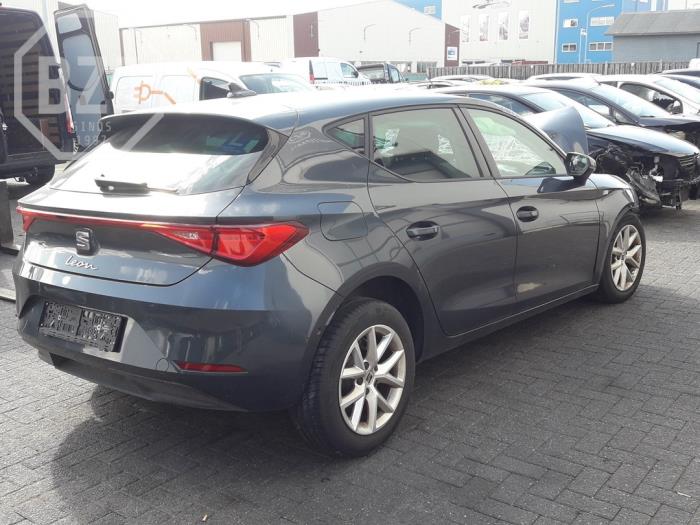 Seat Leon 1.5 TSI 16V Sloopvoertuig (2022, Metallic, Grijs)