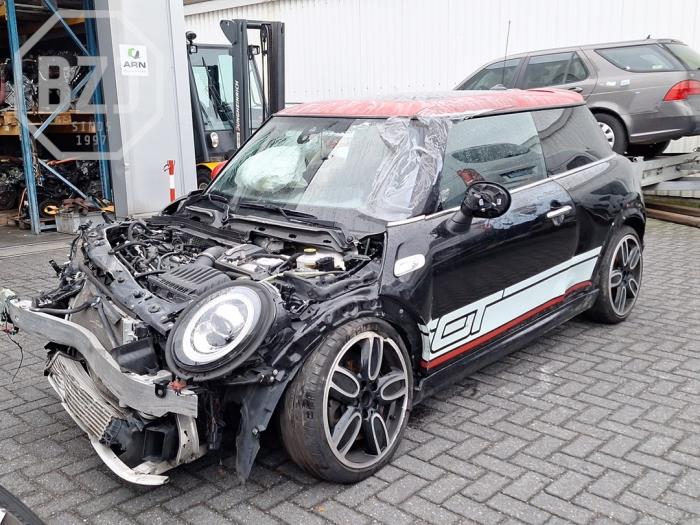 Mini Mini 2.0 16V Cooper S Sloopvoertuig (2019, Metallic, Zwart)