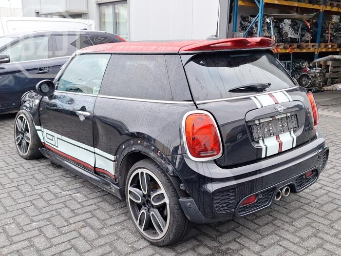Mini Mini 2.0 16V Cooper S Sloopvoertuig (2019, Metallic, Zwart)