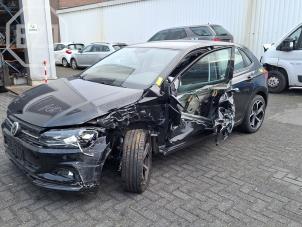 Volkswagen Polo VI 1.0 TSI 12V  (Sloop)