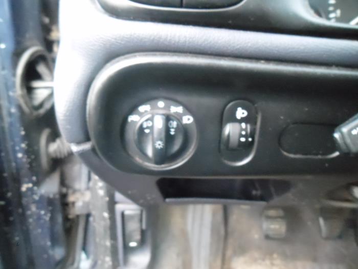 Ford Mondeo II Wagon 1.8i 16V Sloopvoertuig (1998, Blauw)