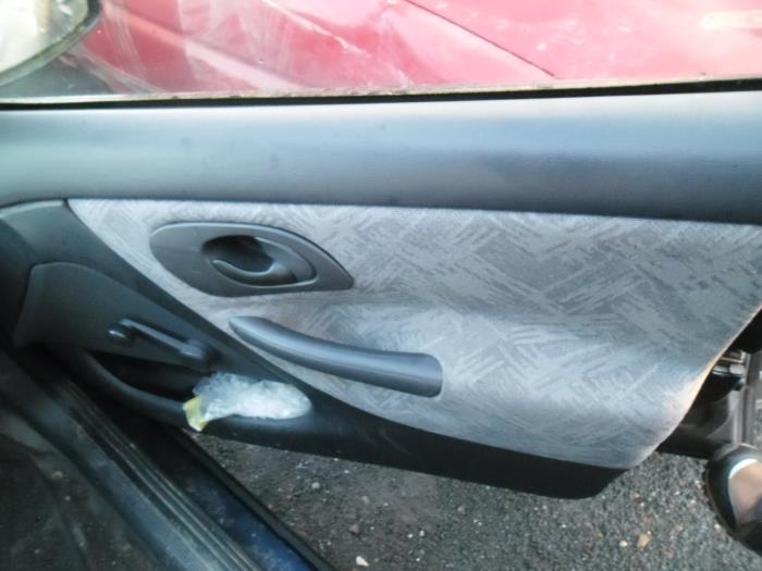 Ford Mondeo II Wagon 1.8i 16V Sloopvoertuig (1998, Blauw)